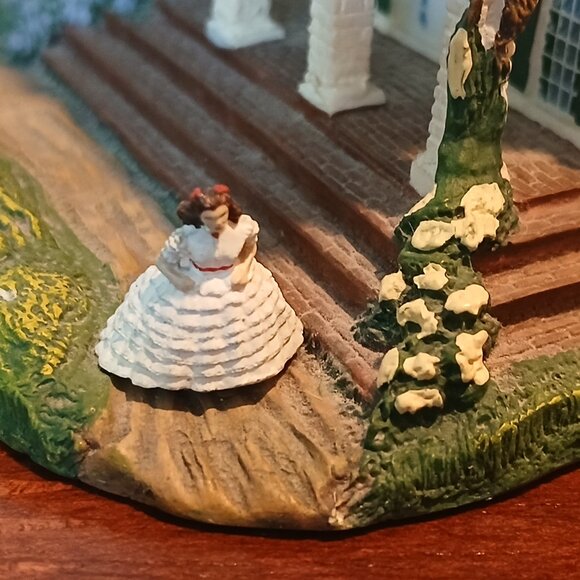 Gone With The Wind "Tara.. Scarletts Pride" Numbered Figurine - Picture 2 of 6